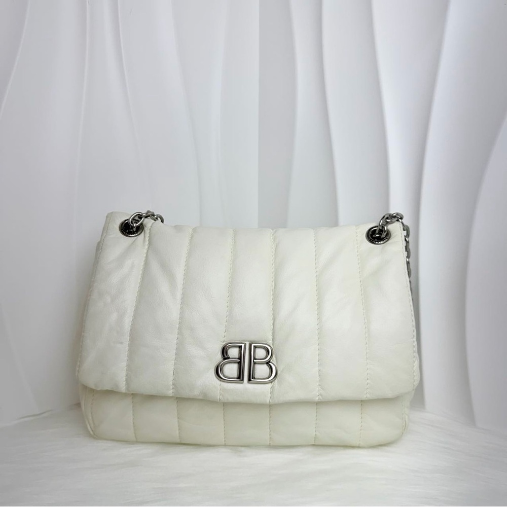 BALENCIAGA White Quilted Vicuna Leather Monaco Shoulder Bag SHW
